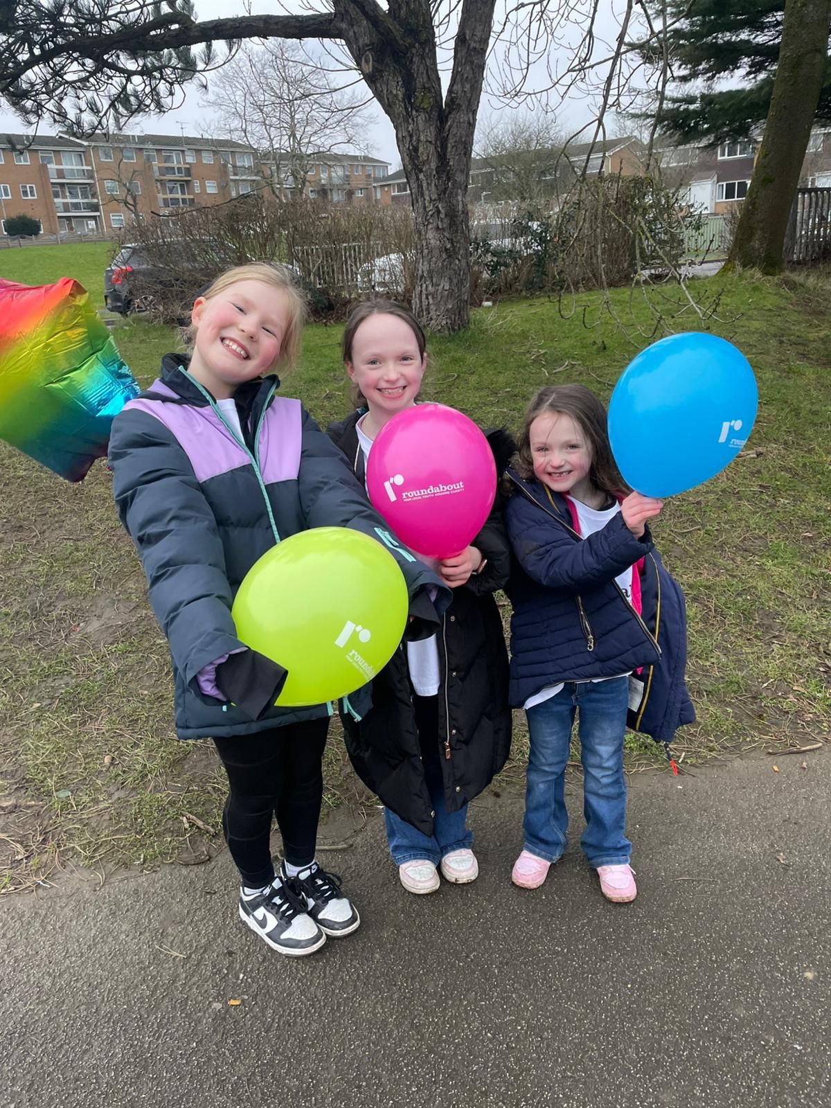 Mia, Ellie and Robyn raise £1,475 with Roundabout walk